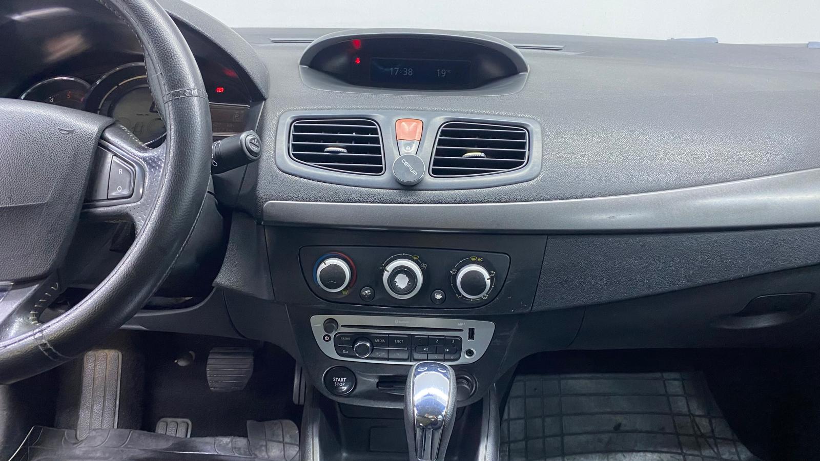 RENAULT FLUENCE 11